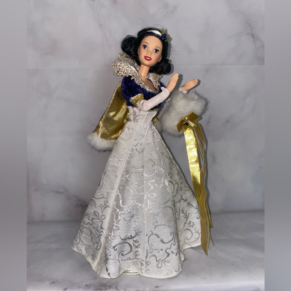 Disneys Snow White Holiday Princess Mattel Barbie Doll 1966
